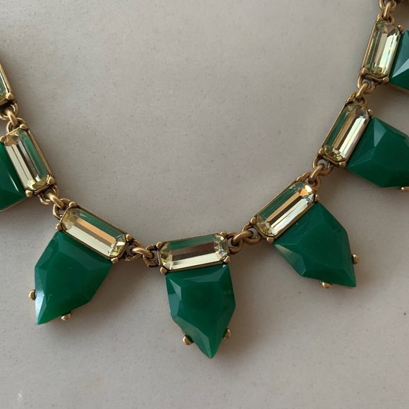 Stella & Dot green & gold necklace - Picture 5 of 6